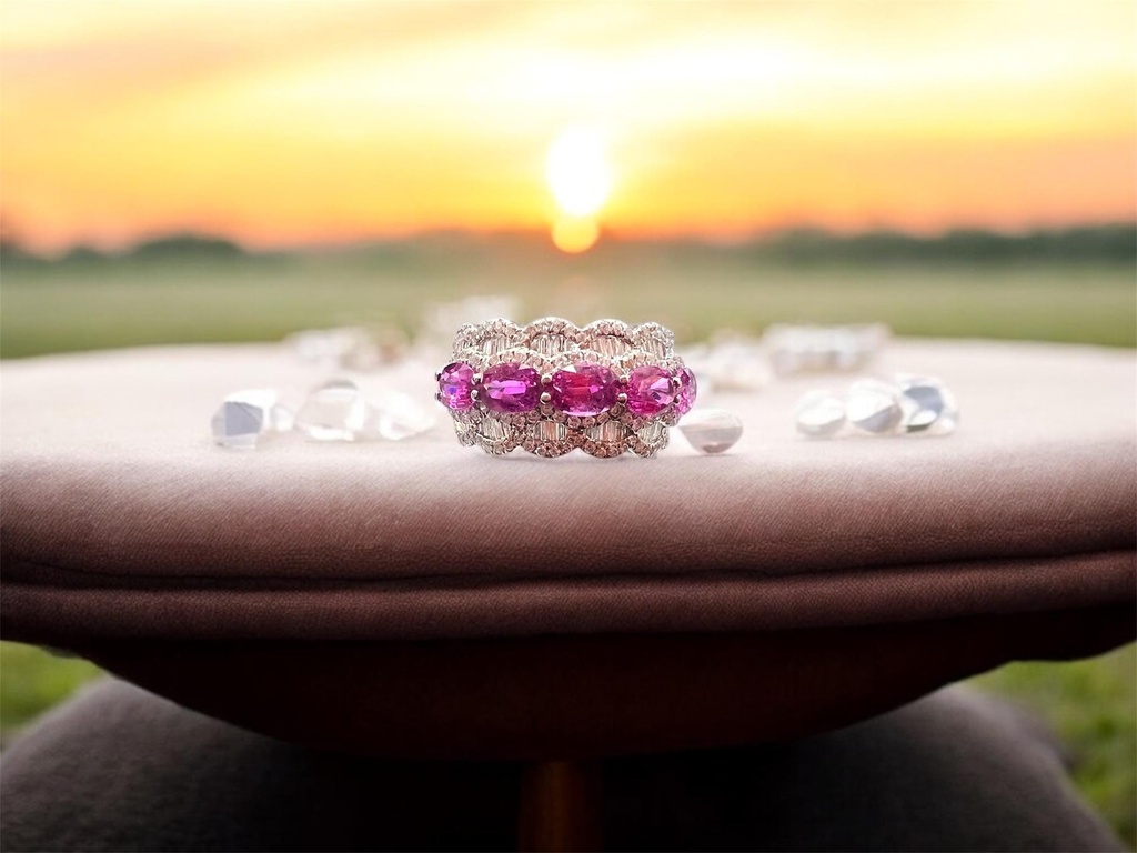 ANILLO de Zafiros Rosados y BRILLANTES en Oro Blanco 18 k