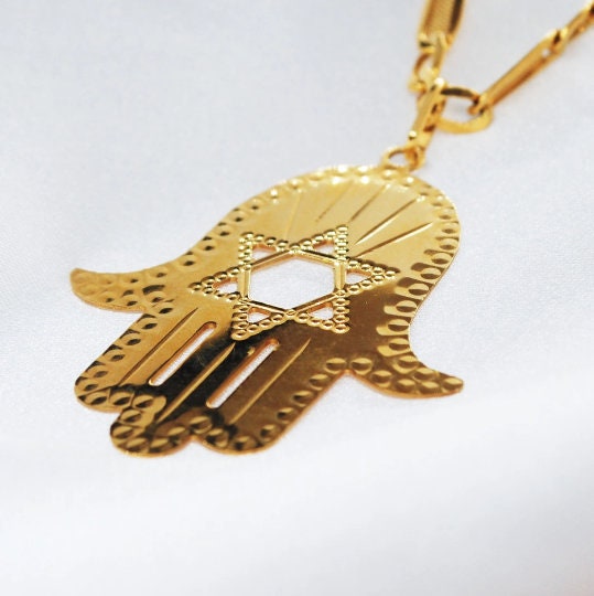 COLGANTE Mano con ESTRELLA de David de Oro Amarillo 18 kilates, colgante Mano Hamsa 18 kil Talismán, Colgante Religioso de Oro