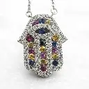 COLLAR Mano con Brillantes, Rubíes y  Zafiros de colores en Oro Blanco de 18 kilates