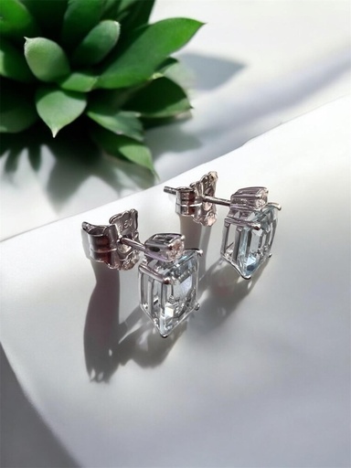 [P1116] Precioso Pendientes de Aguamarinas Rectangular y Brillantes en Oro Blanco de 18 k