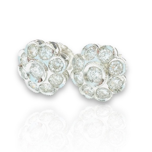 [P 67] PENDIENTES de Flor con Brillantes y Oro de 18 kilates