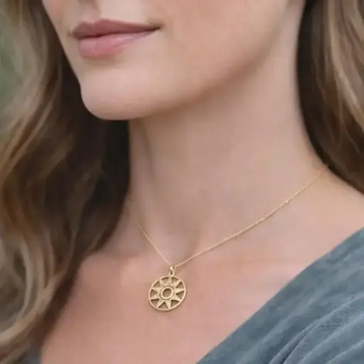 [P1106] Colgante SOL oro amarillo de 18 k